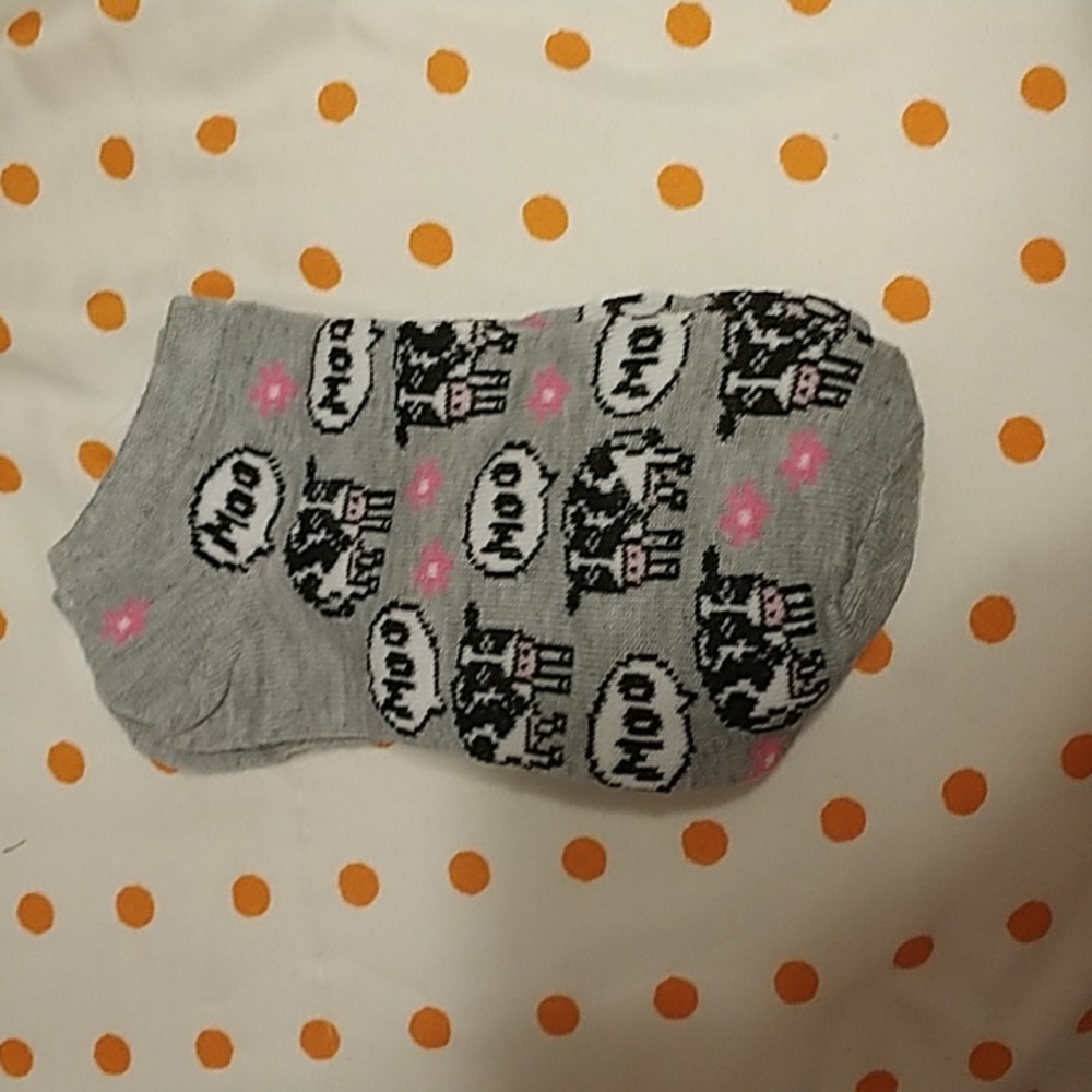gray moo socks